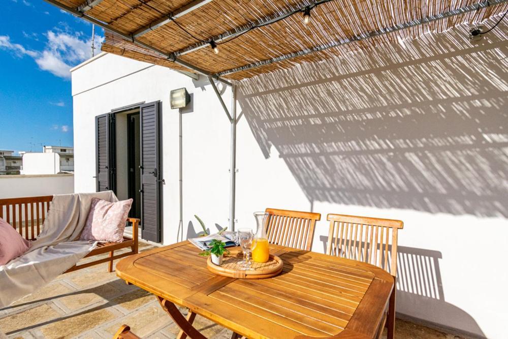 La Terrazza Di Zoe - Castromediano Villa กาวัลลีโน ดิ เลชเช ภายนอก รูปภาพ