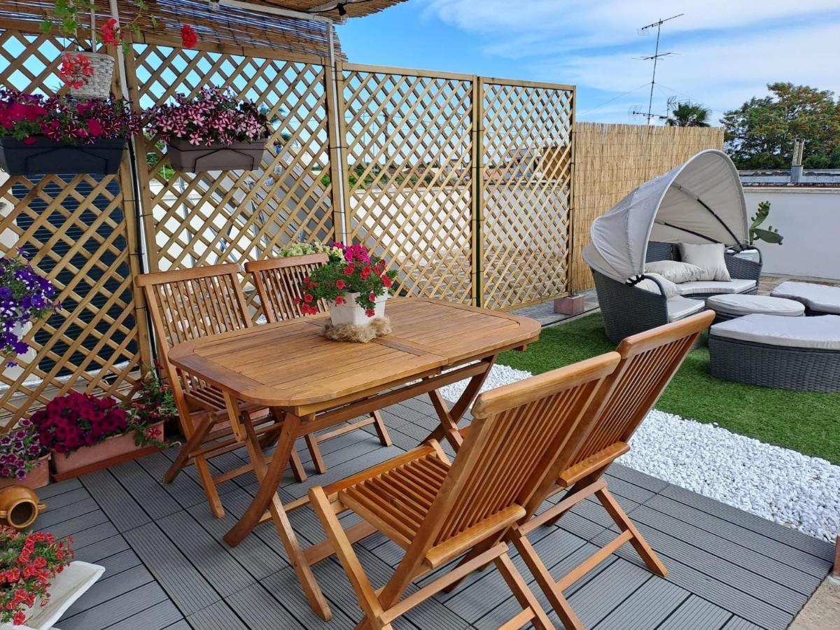 La Terrazza Di Zoe - Castromediano Villa กาวัลลีโน ดิ เลชเช ภายนอก รูปภาพ
